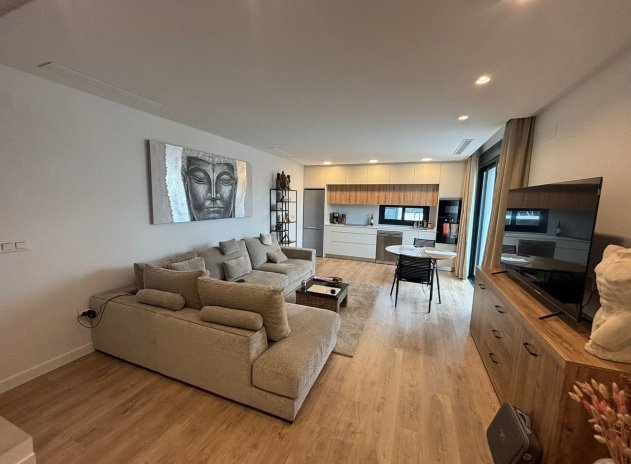 Resale - Villa * - Ciudad Quesada *