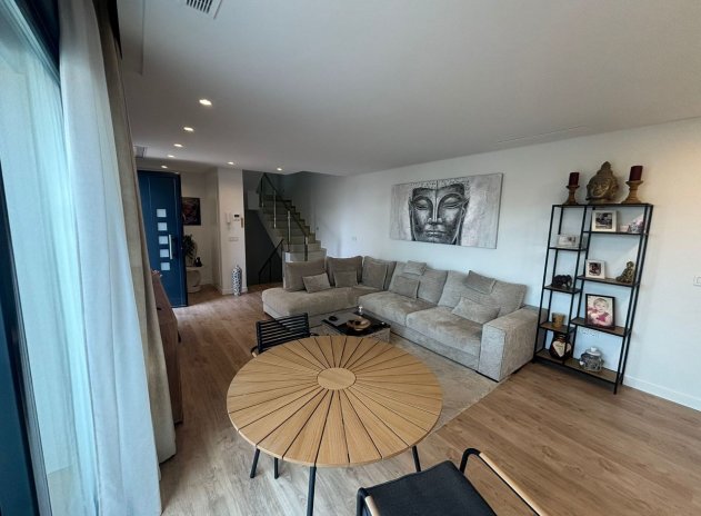 Resale - Villa * - Ciudad Quesada *