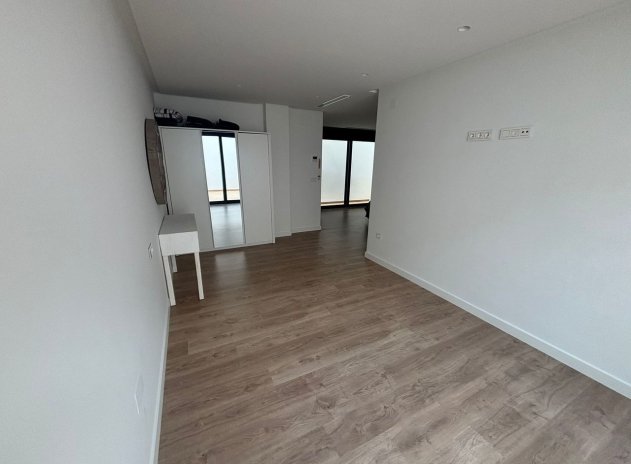 Resale - Villa * - Ciudad Quesada *