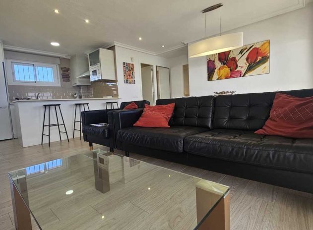 Resale - Apartment / Flat * - Mil Palmeras *