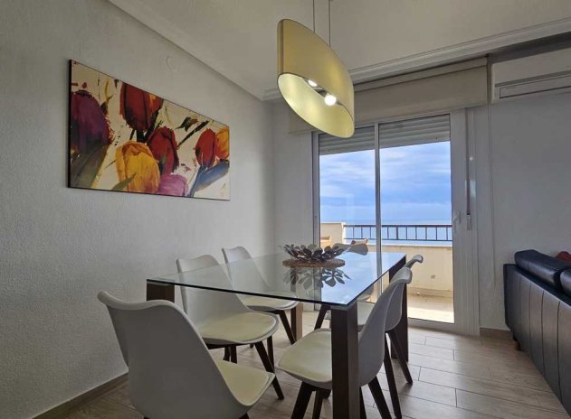 Resale - Apartment / Flat * - Mil Palmeras *