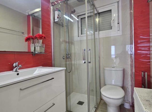 Resale - Apartment / Flat * - Mil Palmeras *