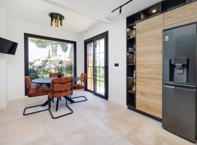 Herverkoop - Villa - Torrevieja