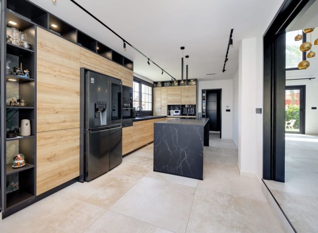 Herverkoop - Villa - Torrevieja