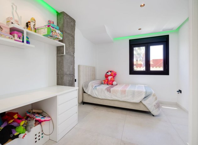 Herverkoop - Villa - Torrevieja