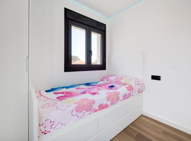 Herverkoop - Villa - Torrevieja