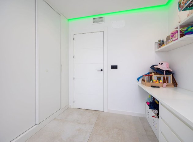 Herverkoop - Villa - Torrevieja