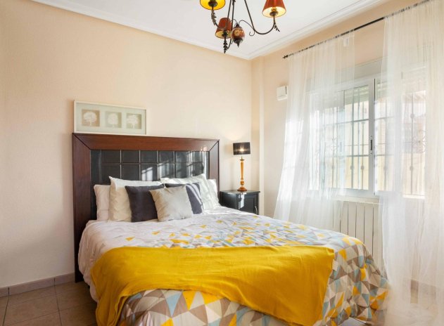 Herverkoop - Villa - Orihuela Costa - La Florida