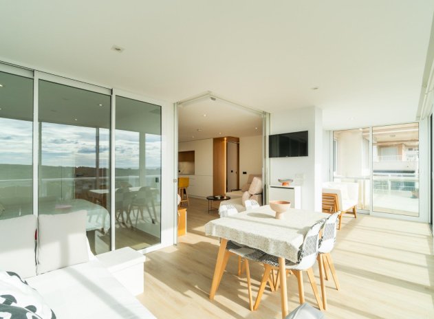 Herverkoop - Appartement - Guardamar del Segura - Puerto Deportivo