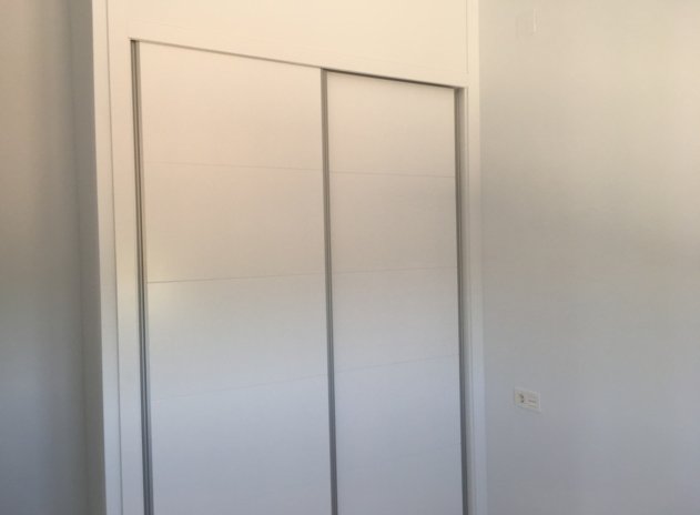 Resale - Villa * - Pinoso *