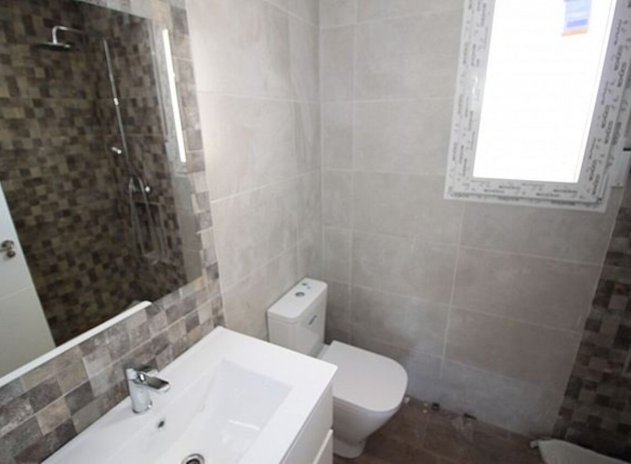 Resale - Villa * - Pinoso *