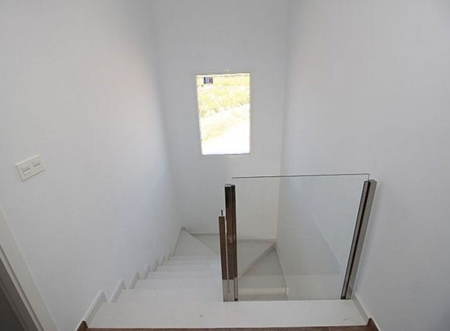 Resale - Villa * - Pinoso *