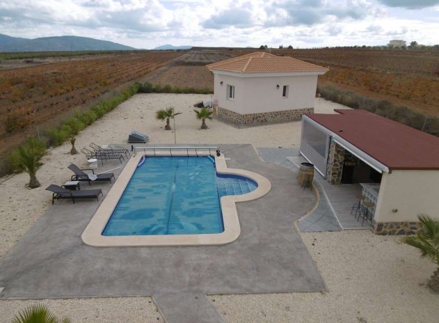 Resale - Villa * - Pinoso *