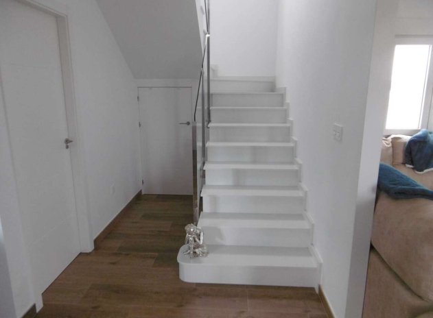 Resale - Villa * - Pinoso *