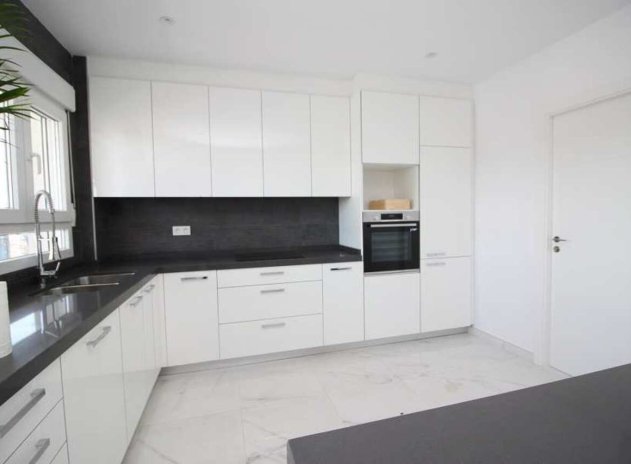 Obra nueva - Villa - Pinoso