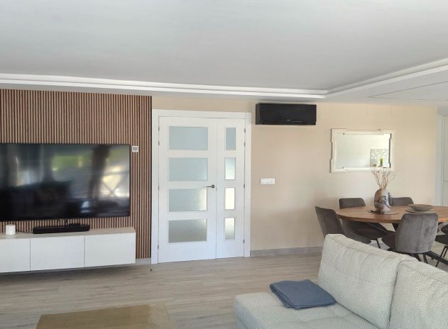 Herverkoop - Villa - Alfas del Pí - pueblo