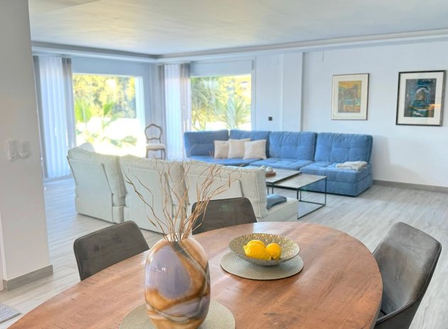 Herverkoop - Villa - Alfas del Pí - pueblo