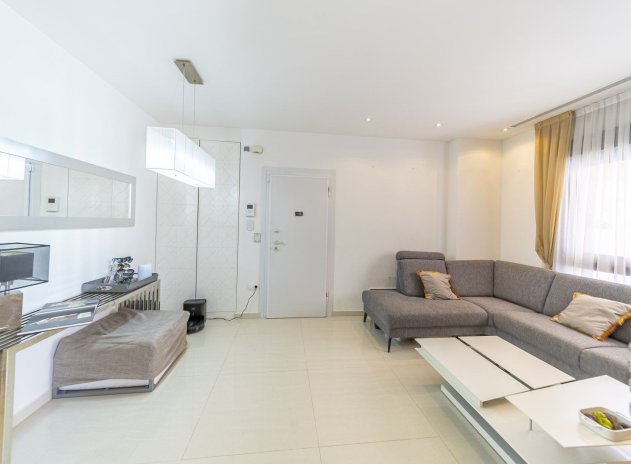 Wiederverkauf - Wohnung - Guardamar del Segura