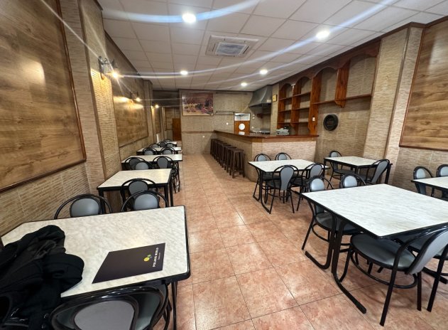 Revente - Commercial - Torrevieja