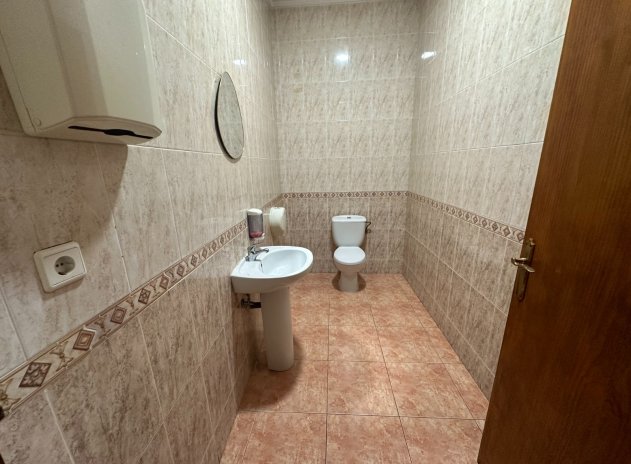 Revente - Commercial - Torrevieja