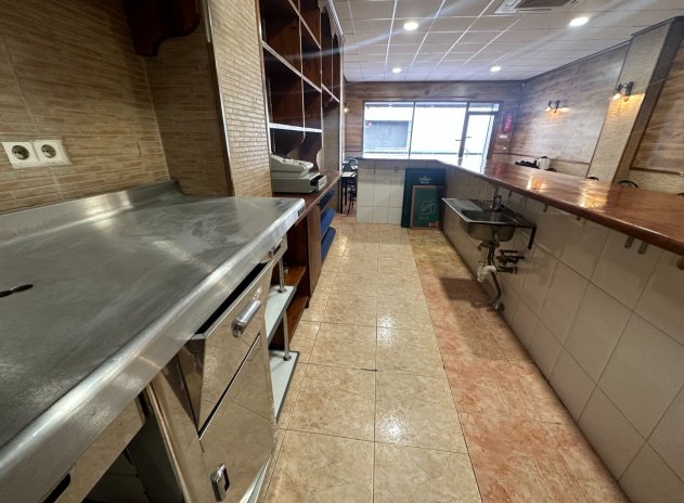 Revente - Commercial - Torrevieja