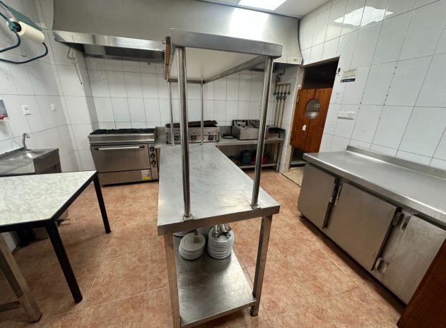 Revente - Commercial - Torrevieja