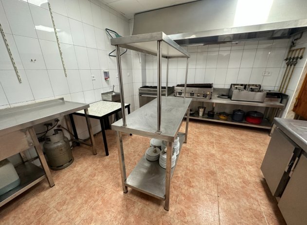 Revente - Commercial - Torrevieja