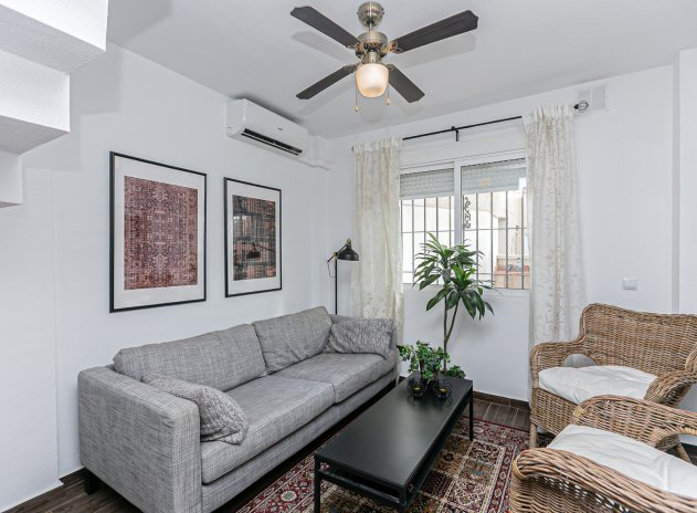 Herverkoop - Rijwoning - Torrevieja - Torretas