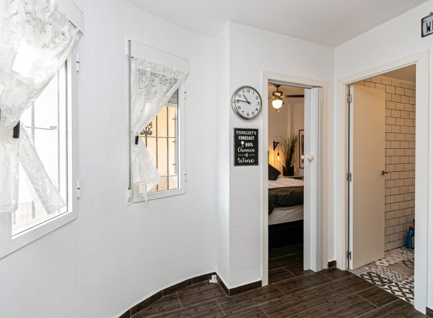 Herverkoop - Rijwoning - Torrevieja - Torretas