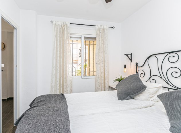 Herverkoop - Rijwoning - Torrevieja - Torretas