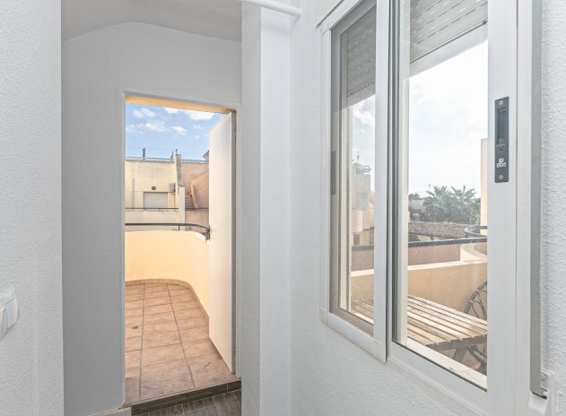 Herverkoop - Rijwoning - Torrevieja - Torretas