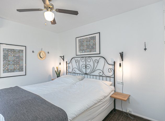 Herverkoop - Rijwoning - Torrevieja - Torretas