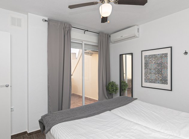 Herverkoop - Rijwoning - Torrevieja - Torretas