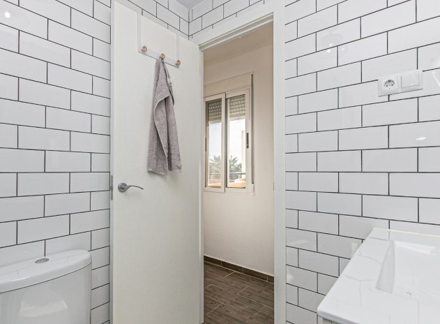 Herverkoop - Rijwoning - Torrevieja - Torretas