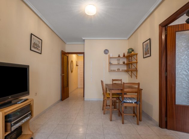 Wiederverkauf - Wohnung - Torrevieja