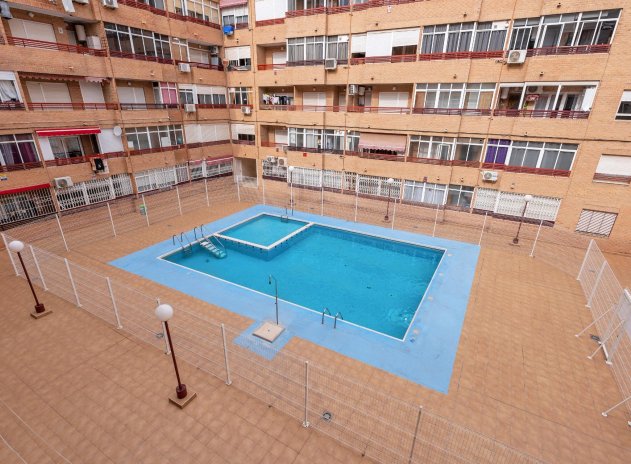 Wiederverkauf - Wohnung - Torrevieja