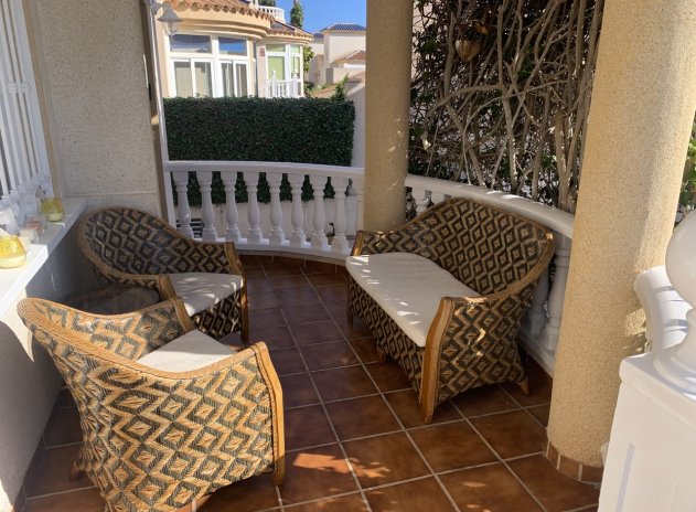 Reventa - Villa - Villamartin - Villamartín