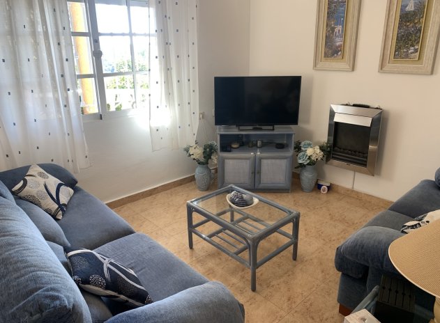 Reventa - Villa - Villamartin - Villamartín