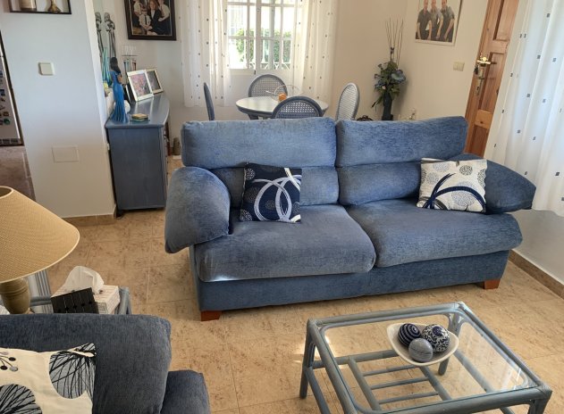 Reventa - Villa - Villamartin - Villamartín