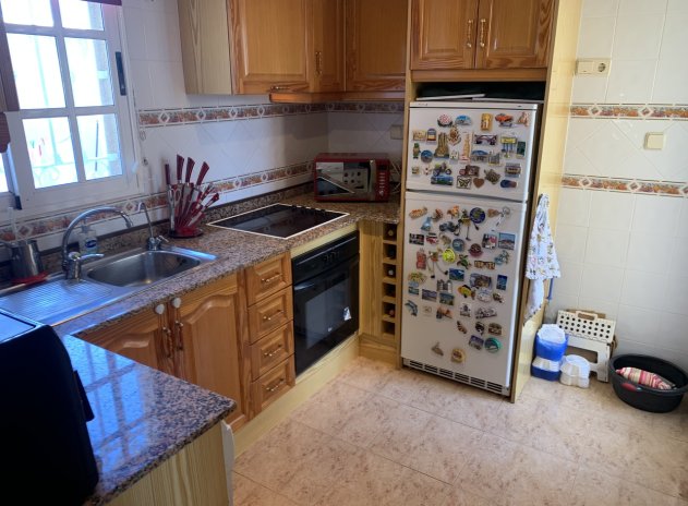 Reventa - Villa - Villamartin - Villamartín