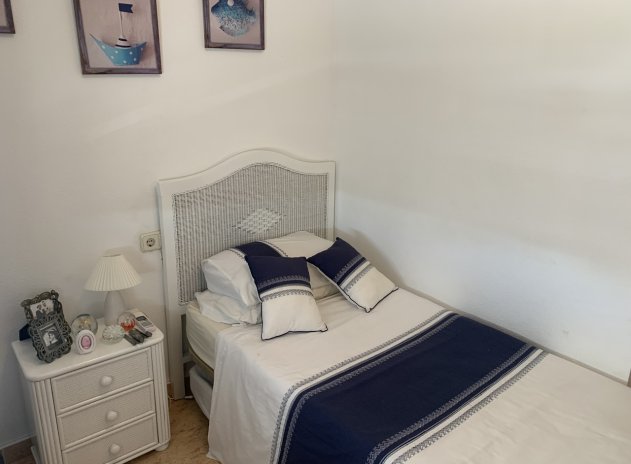 Reventa - Villa - Villamartin - Villamartín