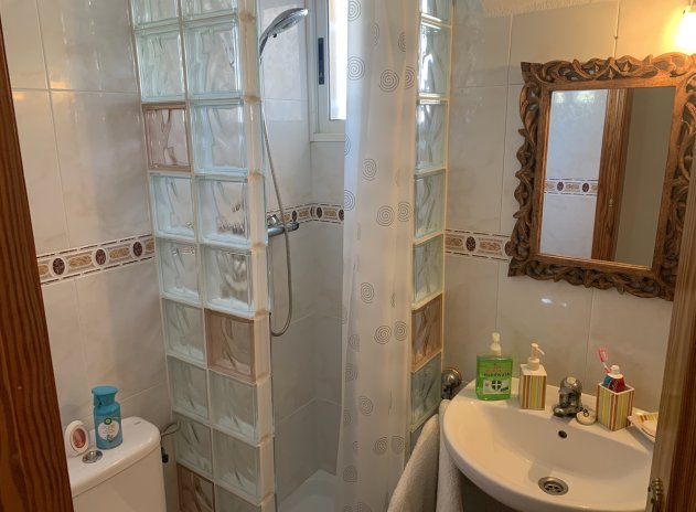 Reventa - Villa - Villamartin - Villamartín