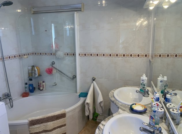 Reventa - Villa - Villamartin - Villamartín