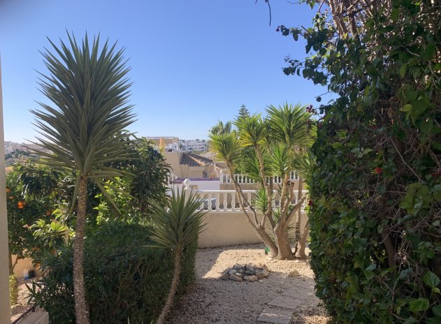 Reventa - Villa - Villamartin - Villamartín