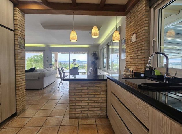 Herverkoop - Villa - Torremendo