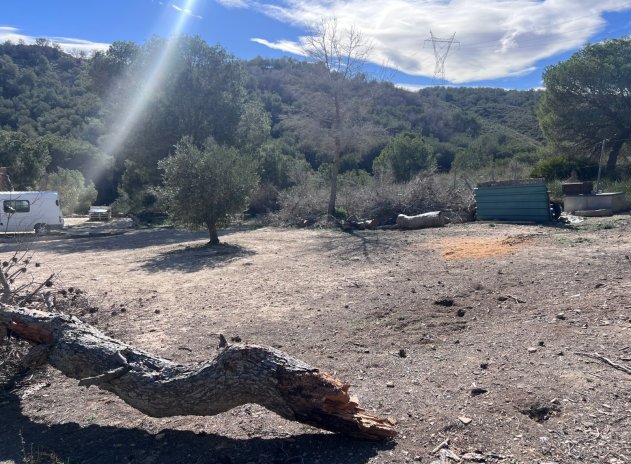 Wiederverkauf - Finca / Ländliches Wohnhaus - Torremendo