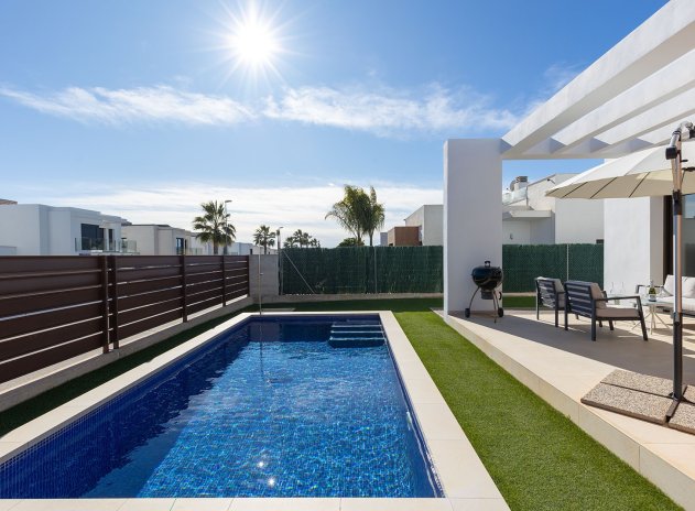 Herverkoop - Villa - Orihuela Costa - Vistabella Golf