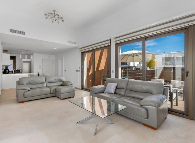 Herverkoop - Villa - Orihuela Costa - Vistabella Golf