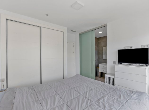 Herverkoop - Villa - Orihuela Costa - Vistabella Golf