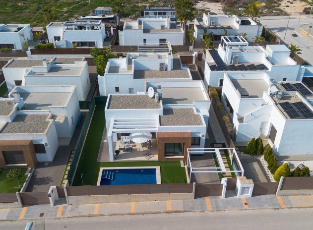 Herverkoop - Villa - Orihuela Costa - Vistabella Golf